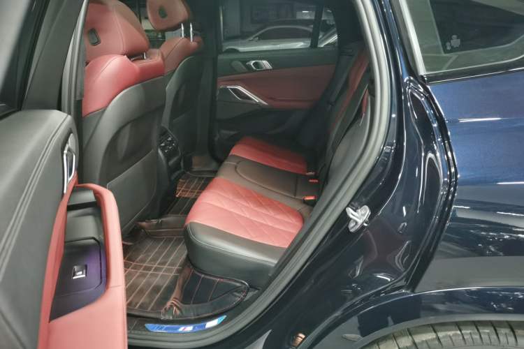 Used BMW X6 2022 Second Facelift xDrive40i M Sport Package
