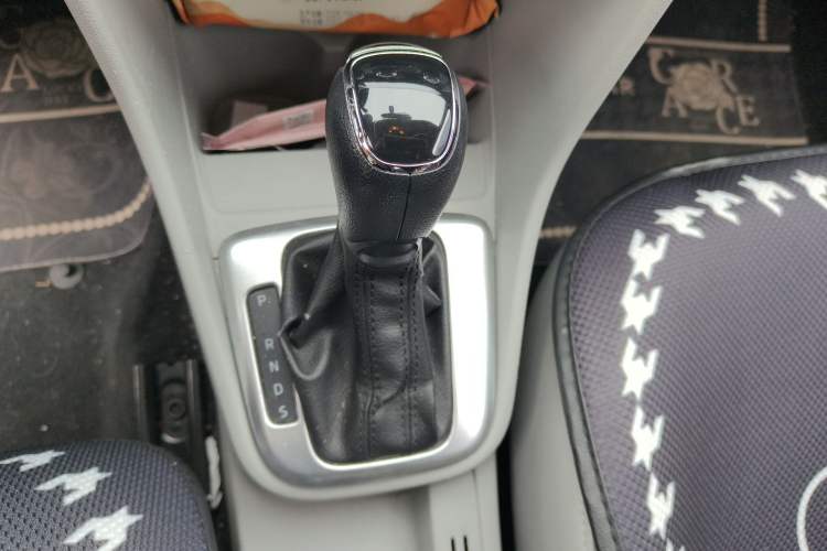 Used Skoda Rapid 2013 1.6L Automatic Smart Selection Model