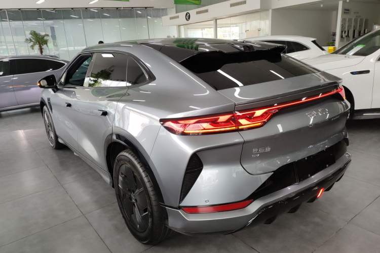 Used BYD Song L EV 2024 550 km Excellence Version Rear Left 45 Deg