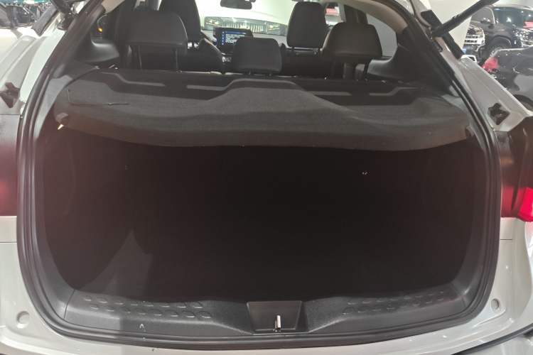 Used Toyota C-HR 2021 Dual-Motor 2.0L E-CVT Luxury Edition Trunk