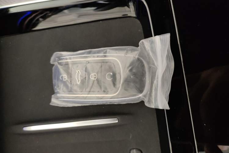 Used Chery Tiggo 9 2025 2.0T Automatic Two-Wheel Drive Luxury Edition 5 Seats