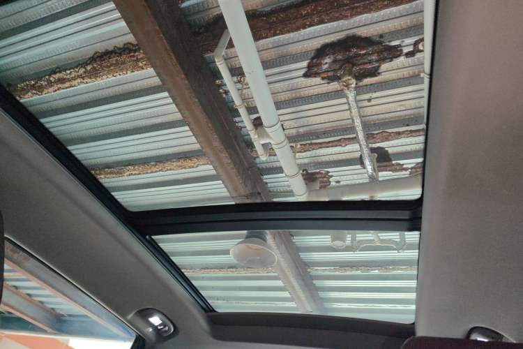 Used Buick GL6 2019 18T 6-Seater Connected Luxury Version China VI Standard Headliner