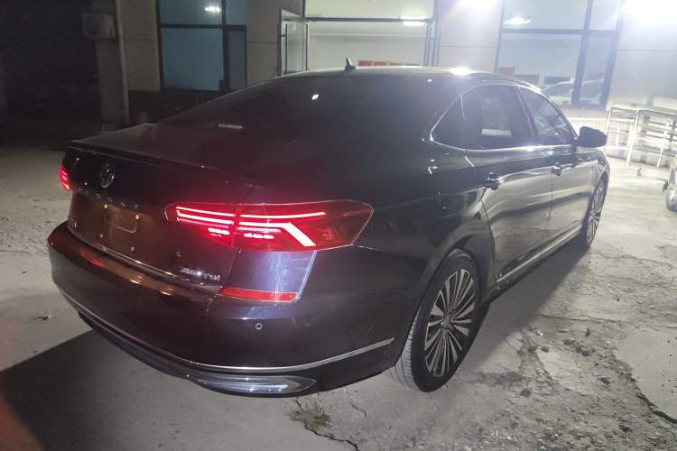 Used Volkswagen Passat 2019 380TSI Prestige Edition China VI Standard