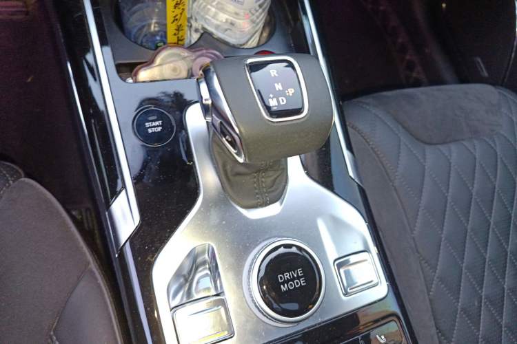 Used Hongqi HS5 2019 2.0T Smart Connect Flagship Edition Gear Lever