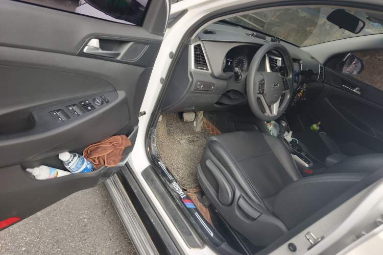 Used Hyundai Tucson 2015 1.6T Dual-Clutch Two-Wheel-Drive Smart Model
