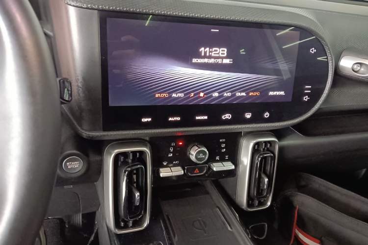 Used Haval DARGO 2021 Revised Version 2.0T DCT Four-Wheel Drive "Hao Tian Que" Edition
