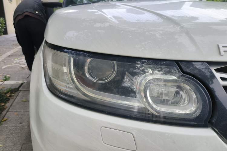 Used Land Rover Range Sport 2014 3.0 SC V6 HSE
