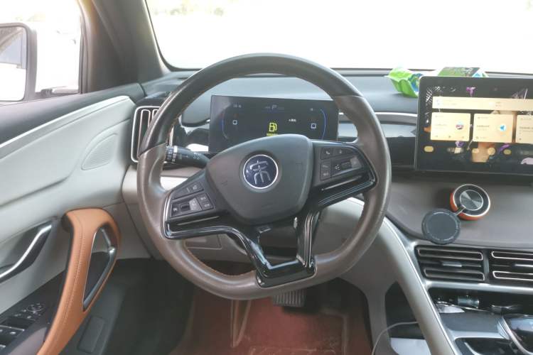 Used BYD Song Pro New Energy 2022 DM-i 51km Luxury Model Steering Wheel