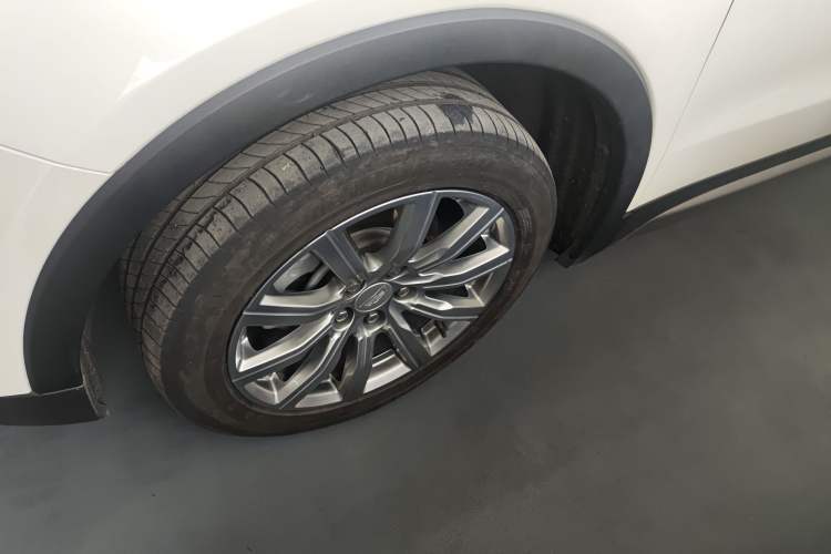 Used Cadillac XT4 2021 28T Two-Wheel Drive Luxury Version