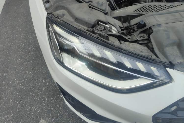 Used Audi A4L 2023 40 TFSI Luxury Dynamic Model
