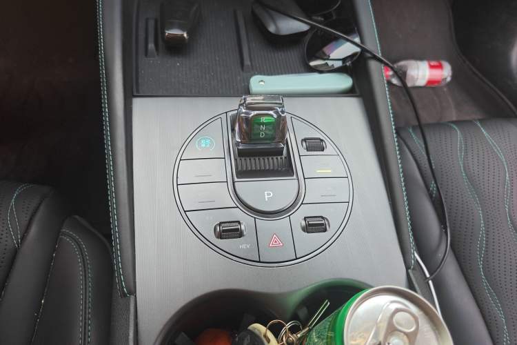 Used BYD Seal 06 New Energy 2024 DM-i 120KM Flagship Model Gear Lever