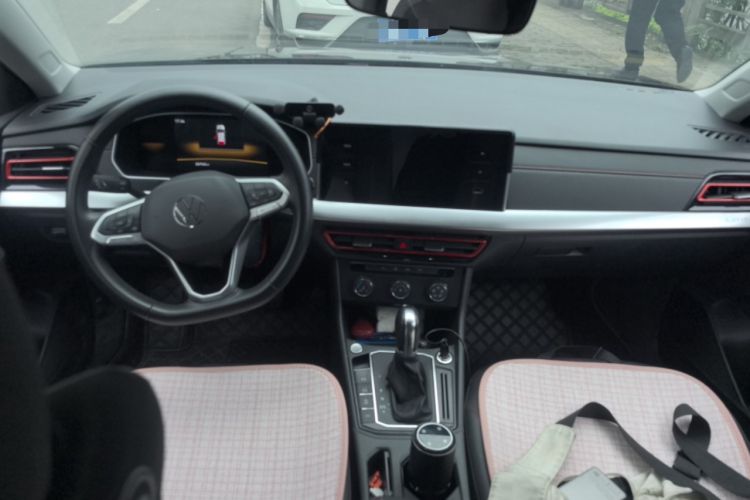 Used Volkswagen Lavida 2023 280TSI DSG Starry Sky Deluxe Edition Center Console