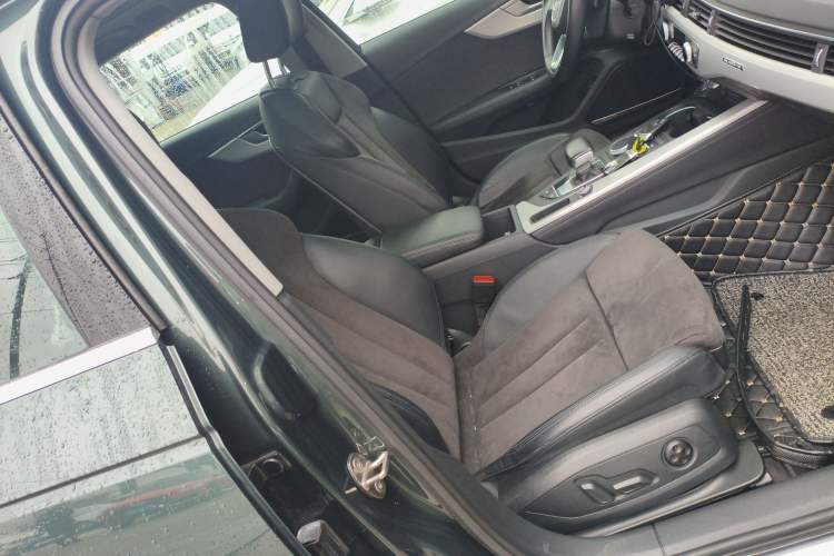 Used Audi A4 2019 45 TFSI allroad quattro Sport model