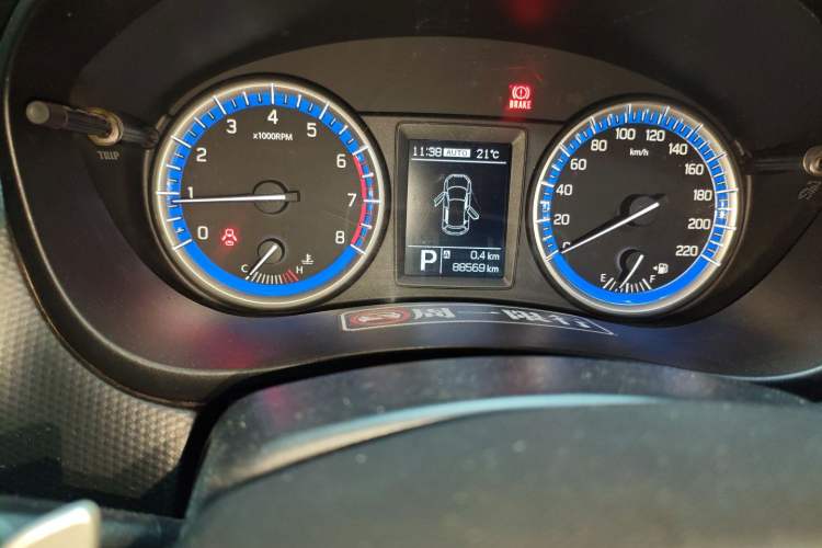 Used Suzuki S-Cross 2014 1.6L CVT Four-Wheel Drive Luxury Version Odometer Close Up