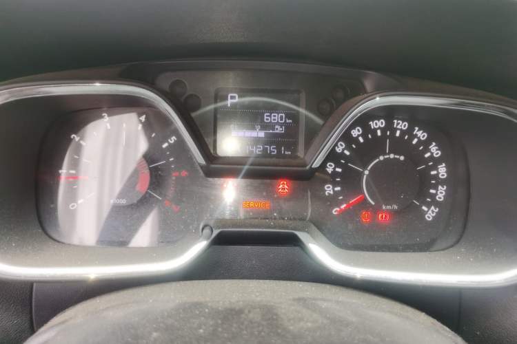 Used Citroen C4 Sega 2018 1.6L Automatic Luxury Model Odometer Close Up