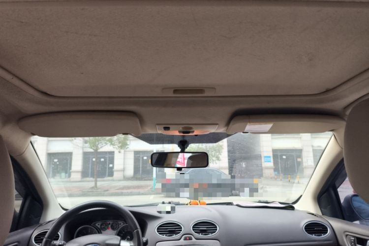 Used Ford Focus 2013 Sedan Classic 1.8L Automatic Fashion Edition
