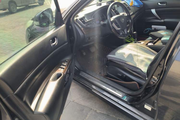 Used Nissan Teana 2011 Duke 2.5L XV Luxury Edition Driver Seat