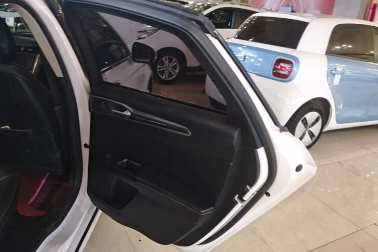 Used Ford Mondeo 2018 EcoBoost 180 Smart Control Fashion Model China V Standard
