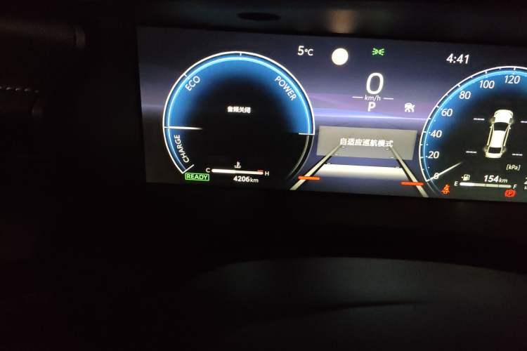 Used Toyota Camry 2024 Dual-Motor 2.0HS Sport Edition Odometer Close Up