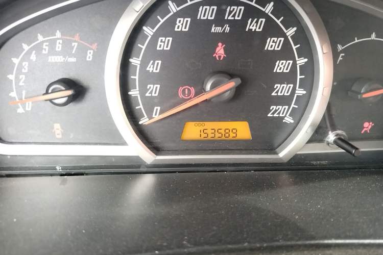 Used Baojun 630 2011 1.5L manual standard version