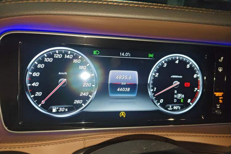 Used Mercedes-Benz S-Class 2014 S 320 L Luxury Model Instrument Cluster