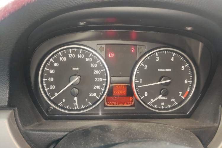 Used BMW 3 Series 2010 320i Luxury Edition
