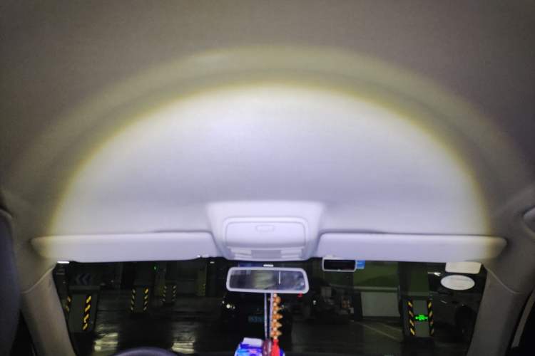 Used Volkswagen Tiguan 2013 1.8TSI Automatic Two-Wheel Drive Trend Edition Headliner