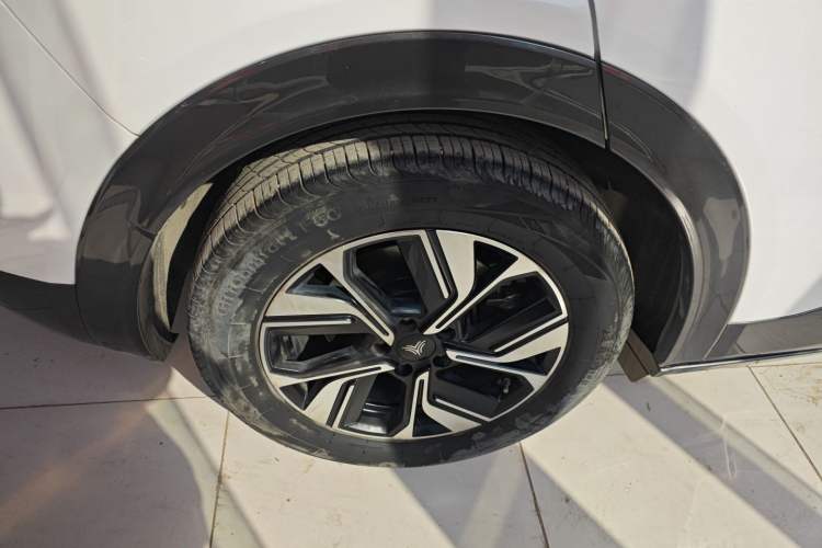 Used NETA U 2023 Neta U-Ⅱ 500 U Show Edition – Lithium Iron Phosphate