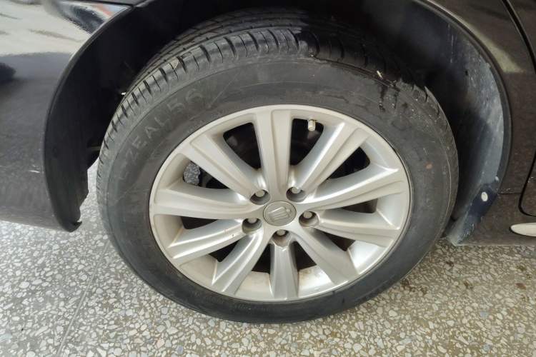 Used Toyota Crown 2012 2.5L Royal Leather Edition
