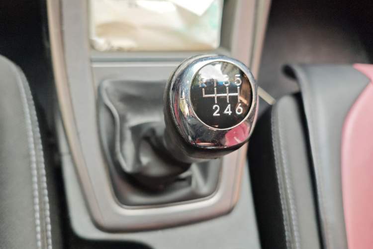 Used Hyundai Elantra (5th Generation / Langdong) 2012 1.6L Manual Fashion Edition
