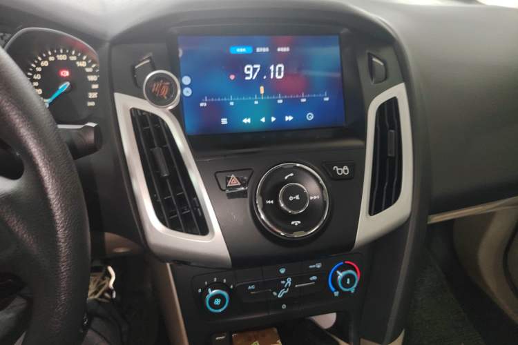 Used Ford Focus 2015 Sedan 1.6L Manual Comfort Model