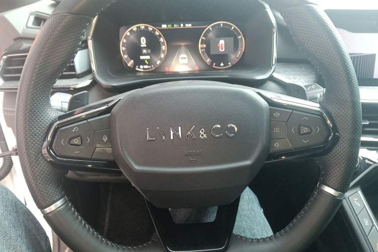 Used Lynk & Co 06 2020 1.5T JinPro model