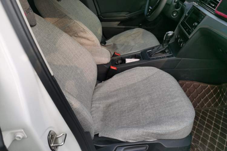 Used Volkswagen Lamando 2019 230TSI DSG Fashion Edition China VI Right Front Seat