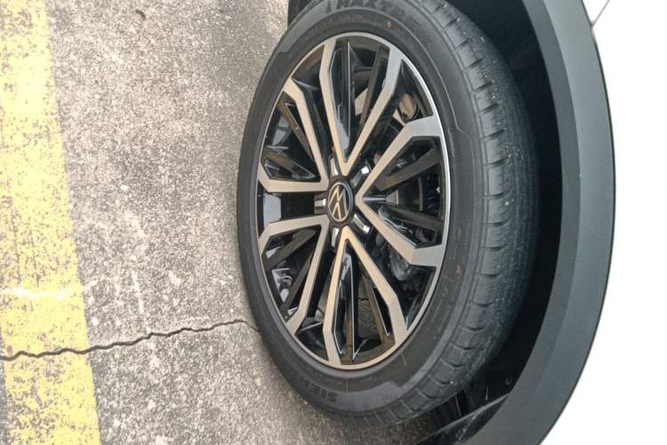 Used Volkswagen T-ROC 2022 280TSI DSG Two-Wheel Drive Comfort PLUS Exterior 3