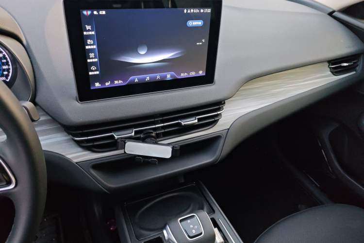 Used Hongqi E-QM5 2024 560km PLUS
