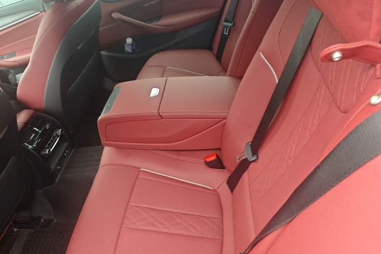 Used BMW 5 Series 2022 Restyled 530Li Leading Edition M Sport Package
