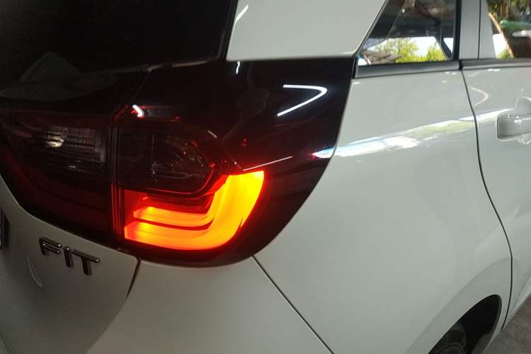 Used Honda Fit 2021 1.5L CVT Trend Edition
