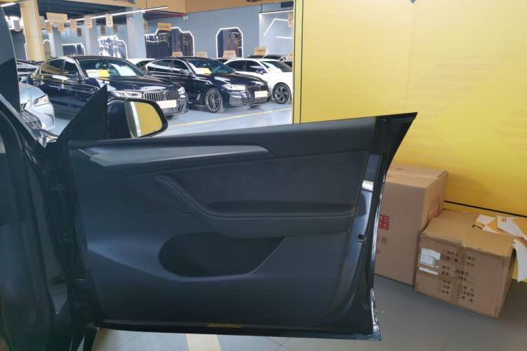 Used Tesla Model Y 2024 Rear-Wheel-Drive Version