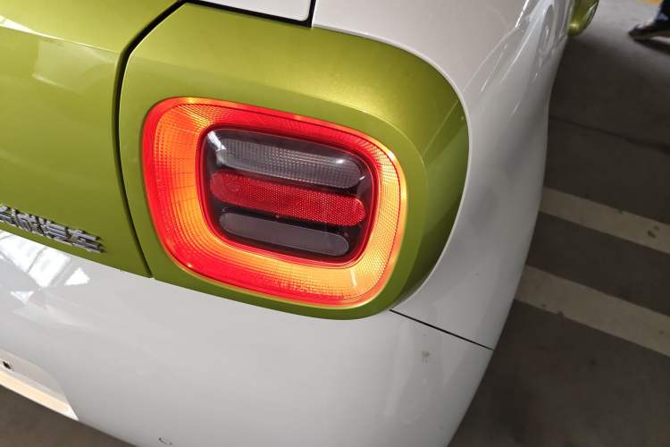 Used ORA Black Cat 2021 301 km Basic Version