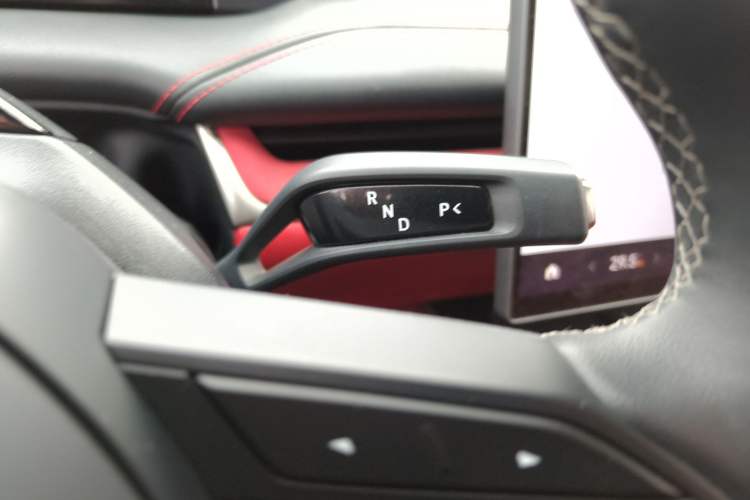 Used Xiaomi Auto SU7 2024 Rear-Drive Long-Range Intelligent Driving Version Gear Lever