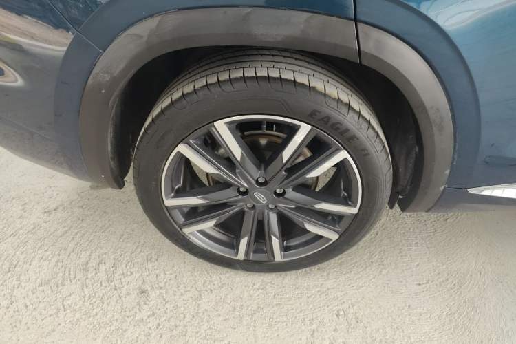 Used Geely Auto Monjaro L 2021 2.0TD DCT EVO Two-Wheel Drive Prestige Version Right Rear Wheel Hub