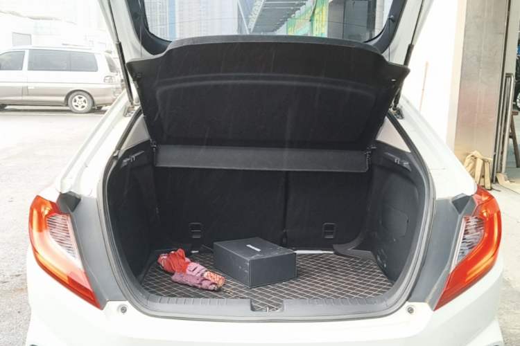 Used Honda Gienia 2017 1.5L CVT Comfort Version
