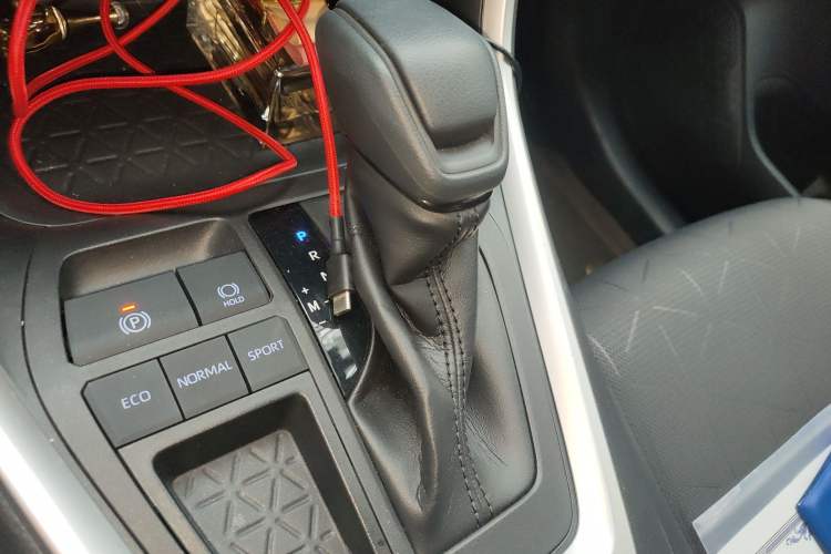 Used Toyota RAV4 2020 2.0L CVT Two-Wheel Drive Fashion Edition