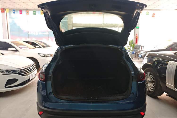 Used Mazda CX-4 2021 2.0L Automatic Two-Wheel Drive Blue Sky Dynamic Edition
