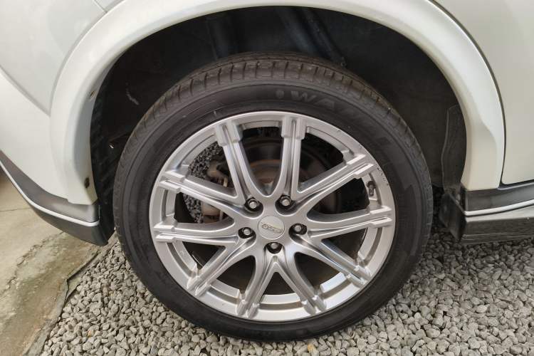 Used Infiniti ESQ 2014 1.6L Spontaneous Edition Exterior 8