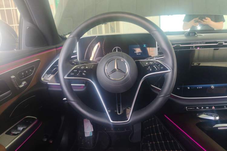 Used Mercedes-Benz E-Class New Energy 2024 E 350 e L Plug-in Hybrid Sedan Steering Wheel