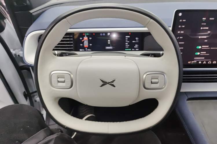 Used XPeng G6 2023 580 Long-Range Pro Steering Wheel