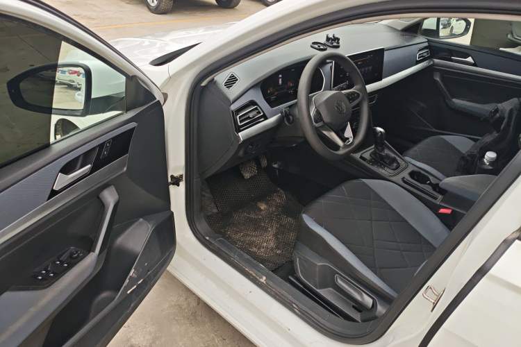 Used Volkswagen Lavida 2023 Revised 1.5L Automatic DeYi Edition Driver Seat