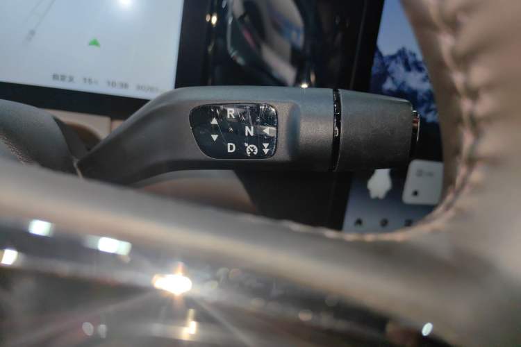 Used Leapmotor C01 2023 Range-Extended 316 Smart Edition Gear Lever