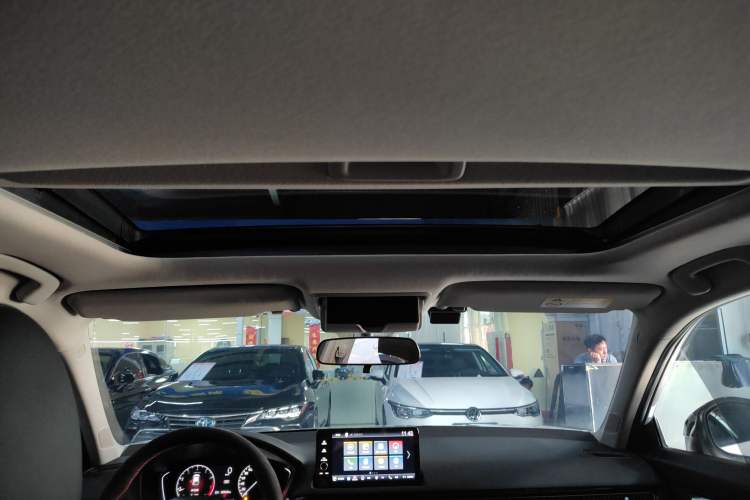 Used Honda Civic 2023 HATCHBACK 240TURBO CVT Zhiyue Edition Headliner